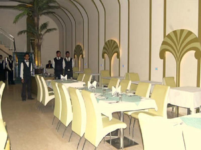 Hotel Royal Panna Shahjahanpur Eksteriør billede